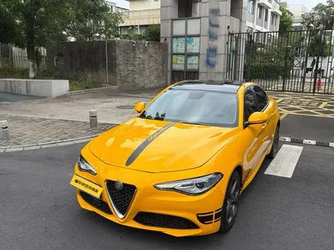 Alfa Romeo Giulia朱丽叶 2021