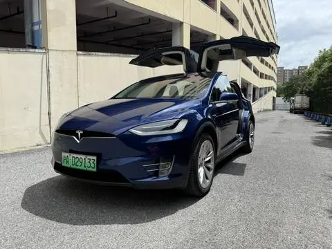 Tesla Model X 2016