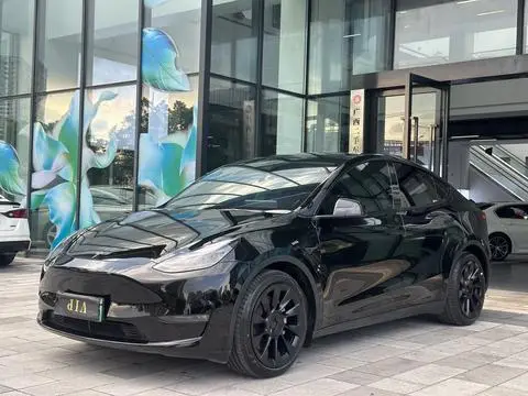 Tesla Model Y 2021 — фото 1