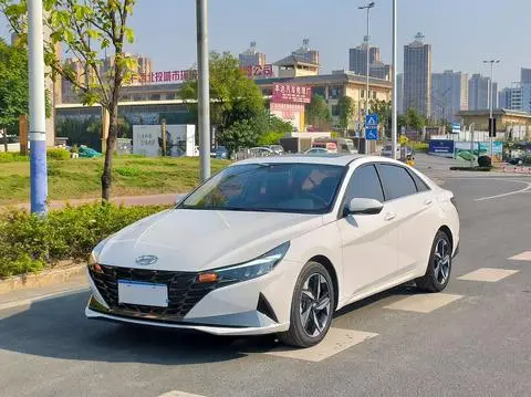 Hyundai Elantra 2021