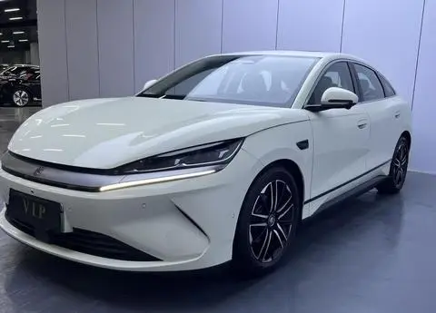 BYD 秦L EV 2025