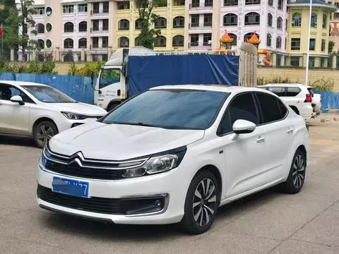 Citroën C4L 2016