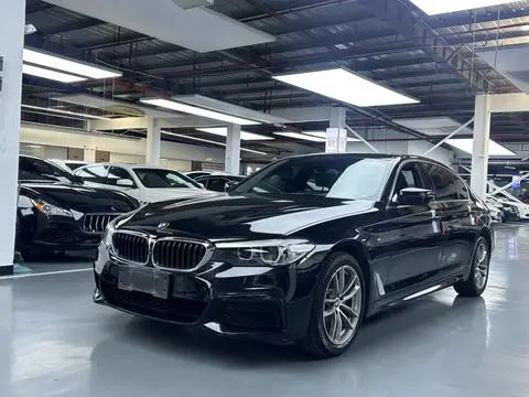 BMW 5 Series 2020 — фото 1
