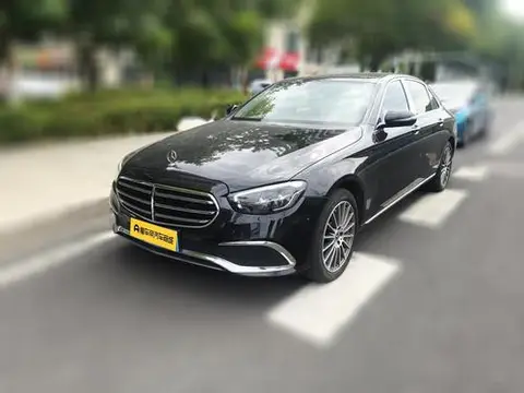 Mercedes-Benz E-Class 2022 — фото 1