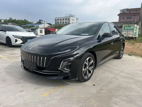 Hongqi E-QM5 2021