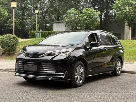 Toyota 赛那 2021