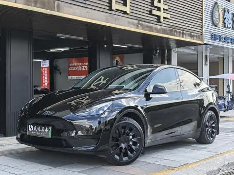 Tesla Model Y 2022 — фото 1
