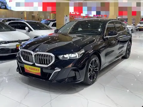 BMW 5 Series 2025