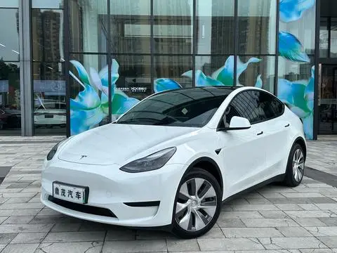 Tesla Model Y 2022 — фото 1
