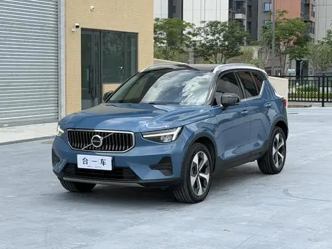 Volvo XC40 2023