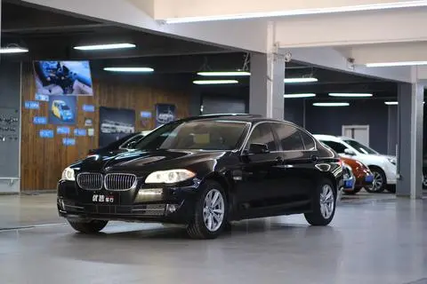 BMW 5 Series 2013 — фото 1