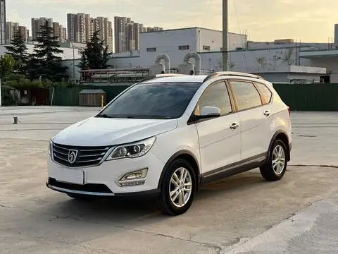 Baojun 560 2015