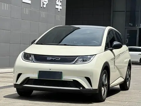 BYD Dolphin 2023