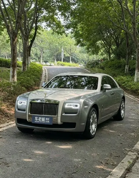 Rolls Royce 古思特 2012