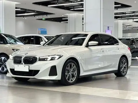 BMW i3 2022