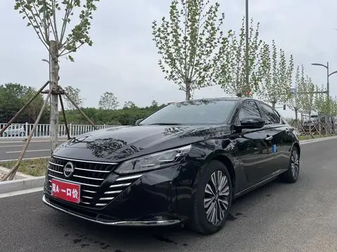 Nissan Teana 2022