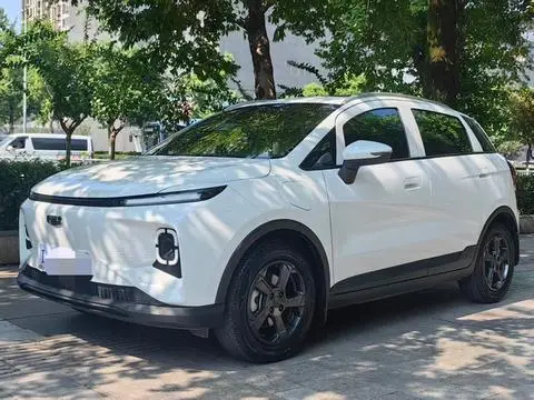 Geely E萤火虫 2024 — фото 1