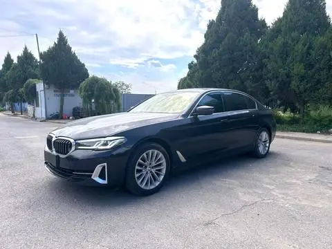 BMW 5 Series 2022 — фото 1