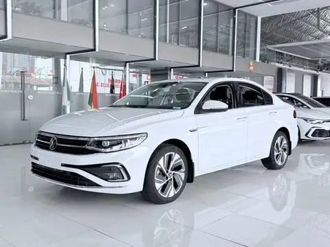 Volkswagen Bora 2023