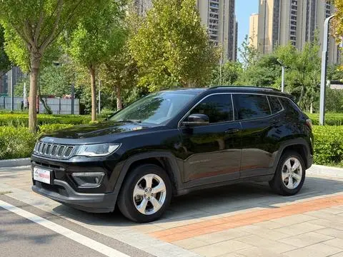 Jeep 指南者 2017