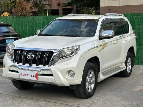 Toyota Prado 2015 — фото 1