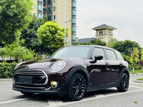MINI CLUBMAN 2016