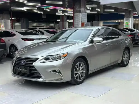 Lexus ES 2015