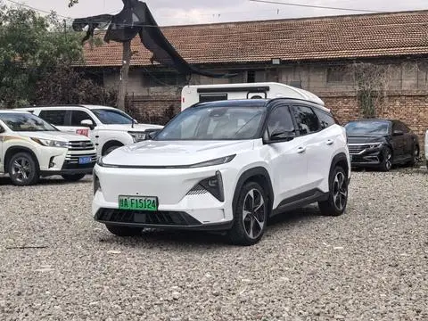 Geely L7 2023