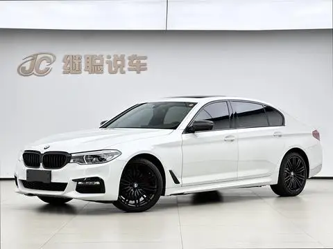BMW 5 Series 2018 — фото 1