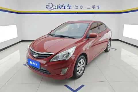 Hyundai 瑞纳 2010