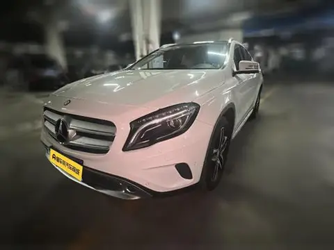 Mercedes-Benz GLA 2016