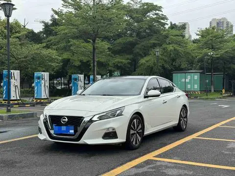 Nissan Teana 2021