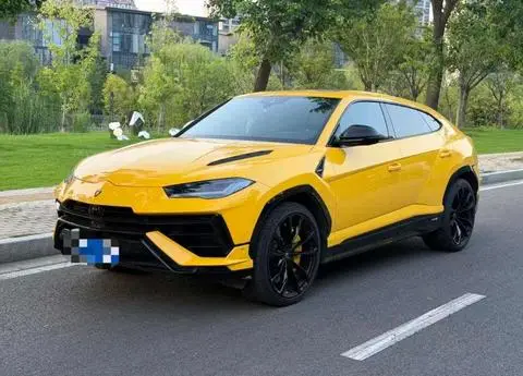 Lamborghini Urus 2023