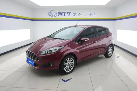 Ford 嘉年华 2013