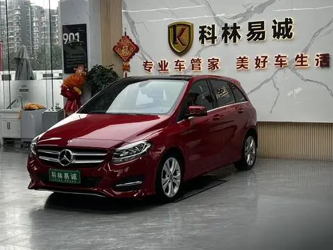 Mercedes-Benz B-Class 2019 — фото 1
