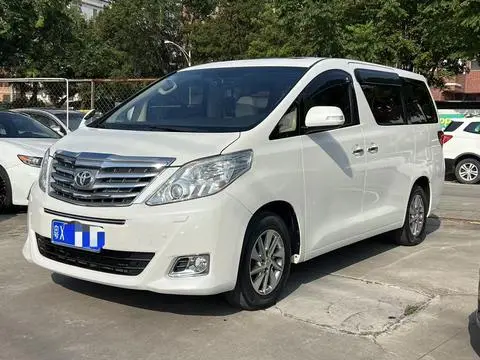 Toyota 埃尔法 2012