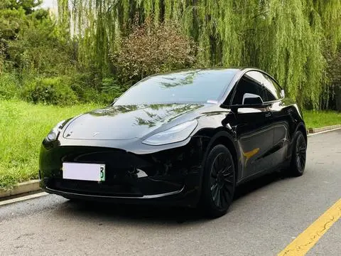 Tesla Model Y 2022 — фото 1