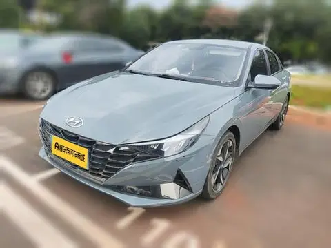 Hyundai Elantra 2021