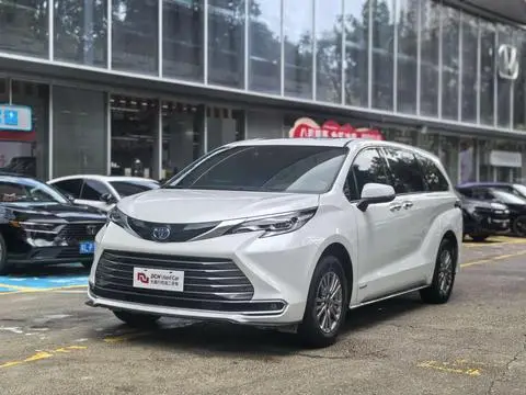 Toyota 赛那 2021