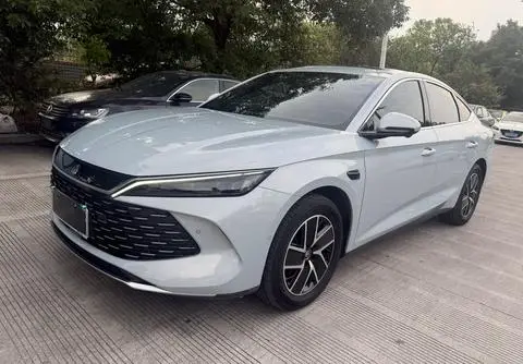 BYD 秦L DM 2025
