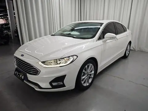 Ford 蒙迪欧 2020 — фото 1