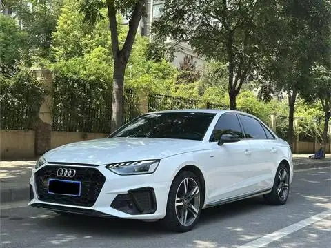 Audi A4L 2023 — фото 1
