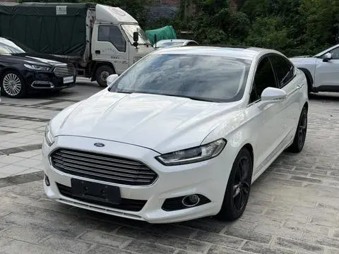 Ford 蒙迪欧 2013