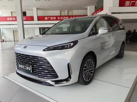 Buick GL8 PHEV 2025