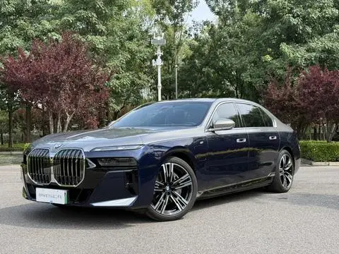 BMW i7 2023