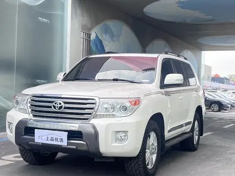Toyota 兰德酷路泽 2012