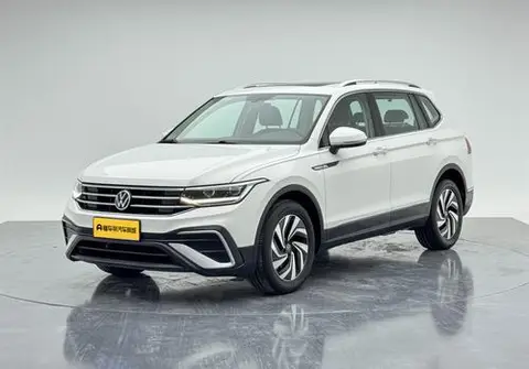 Volkswagen Tiguan L 2022