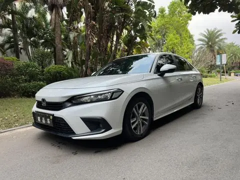 Honda Civic 2023 — фото 1