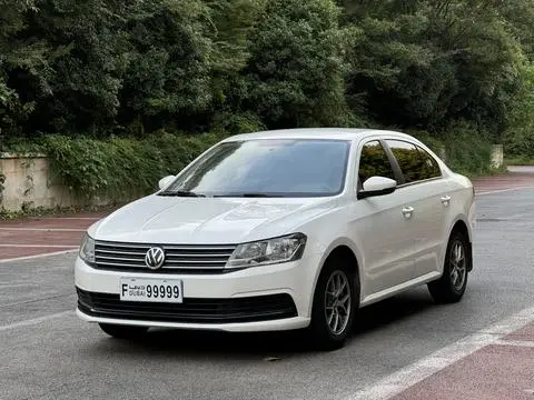Volkswagen Lavida 2015