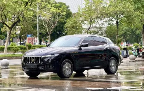 Maserati Levante 2016